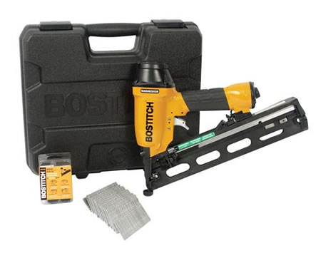 Bostitch N62FNK-2 15-Gauge Oil-Free Angled Finish Nailer Kit